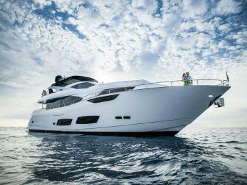 2025 Sunseeker 95 Yacht