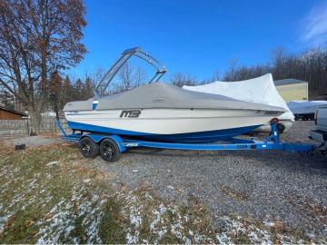 2013 MB Sports Sport Boat B52 21 WB