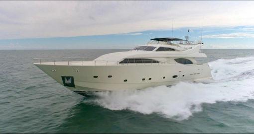 2003 Ferretti Yachts 94