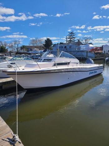 1999 Grady White 268 Islander 