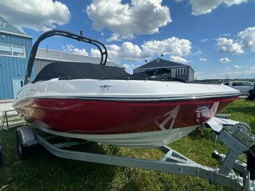 2024 Bayliner VR5 Bowrider