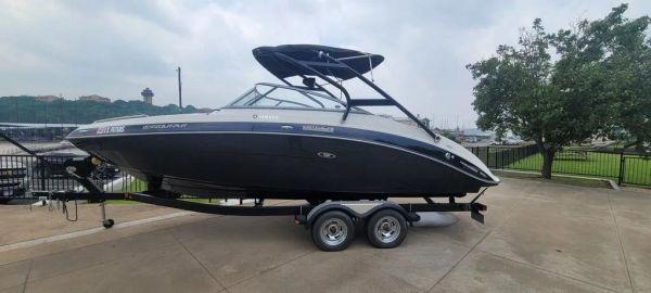 2012 Yamaha Marine 242 Limited S