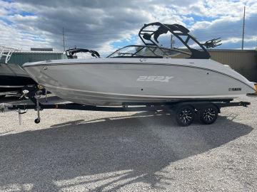 2024 Yamaha Boat 252XE