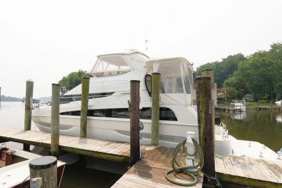 2007 Carver 43 Motor Yacht