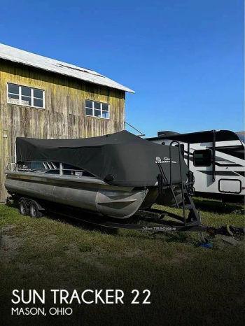 2021 Sun Tracker party barge-22 xp3