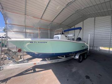 2021 NAUTICSTAR 2102 LEGACY