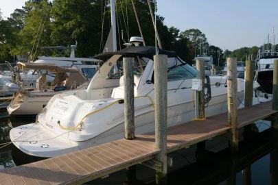 2001 Sea Ray 410 Express Cruiser