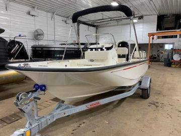 2023 Boston Whaler 170 Montauk