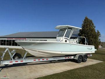 2024 Robalo 266 Cayman Bay Boat