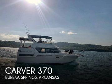 1995 Carver 370 Aft Cabin