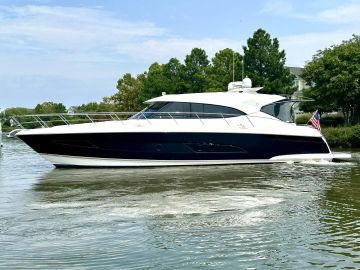 2018 Riviera 5400 Sport Yacht