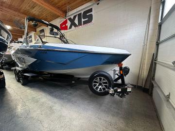 2023 Axis Wake Research T220