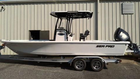 2025 Sea Pro 250 Bay