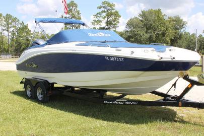 2020 NAUTIC STAR 223 DC