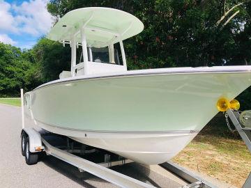 2015 Sea Hunt Ultra 235 SE