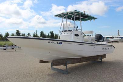 2000 Boston Whaler 22 DAUNTLESS