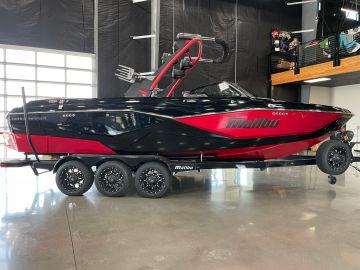 2023 Malibu Boats 25 LSV