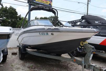 2020 Yamaha Marine 195S- WHITE/SUEDE GRAY- G