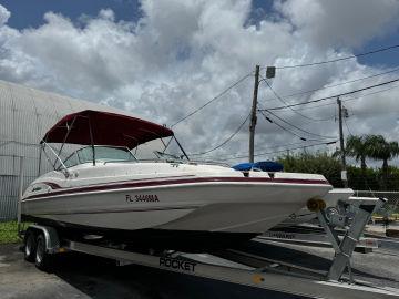 1999 Hurricane 232 Fun Deck