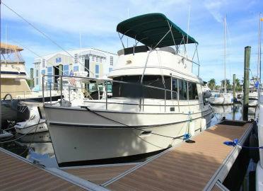 2000 Camano Trawler