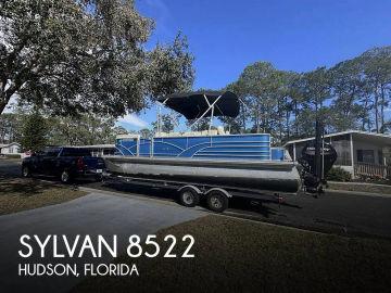 2018 Sylvan Mirage 8522 Fish