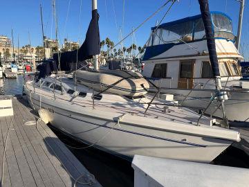 2001 Catalina 390