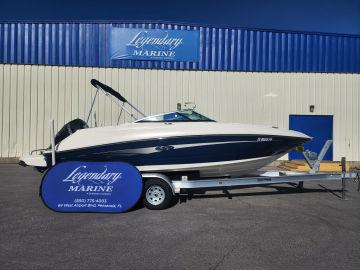 2014 SEA RAY 220 SUNDECK