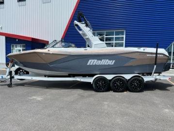 2023 Malibu Boats 26 LSV