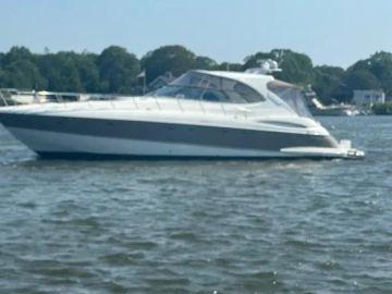 2008 Cruisers Yachts 560 Express