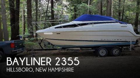 1996 Bayliner 2355 Sunbridge