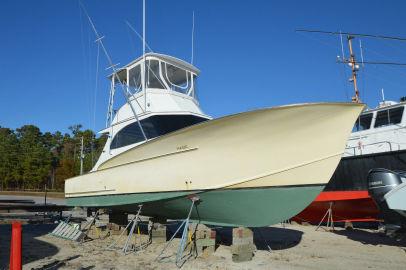 1985 Custom Carolina 37 Briggs Boatworks Convertible