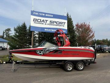 2011 Nautique Super Air Team 210