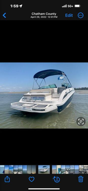 2012 Sea Ray 220 Sundeck