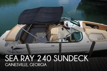 2015 Sea Ray 240 Sundeck