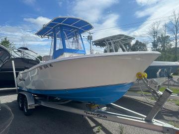 2017 NauticStar 2102 Legacy