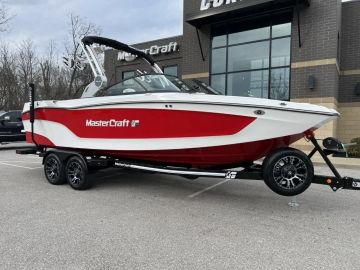 2023 MasterCraft XT24