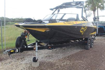 2014 Axis Wake Research A24