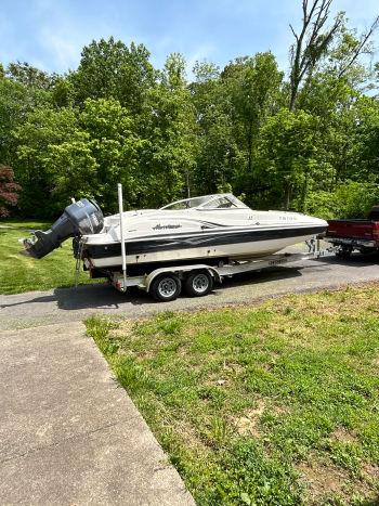 2007 Hurricane 237 SUNDECK