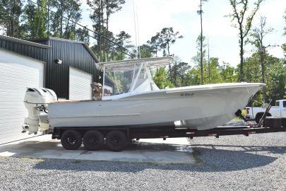 2007 Custom Carolina 28 Cape Lookout