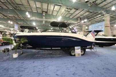 2023 Sea Ray SPX 230 Outboard