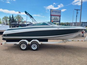 1994 Cobalt 220 With A 7.4L Mercruiser Motor