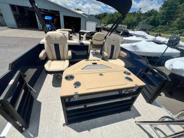 2025 Berkshire Pontoons CTS Series 24 RFC 3.0 Tritoon