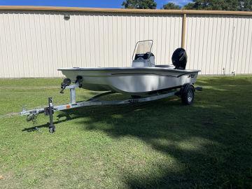 2024 Mako MAKO PRO SKIFF 15 CC W/ 60HP ELPT 4S