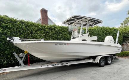 2017 Boston Whaler 240 Dauntless