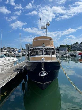 2019 Ranger Tugs R-31 CB