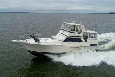 1990 Viking 44 Motor Yacht