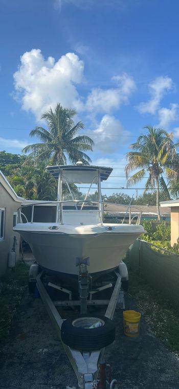 1999 KEY WEST 2220 cc