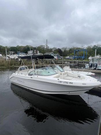 2014 Robalo R207 