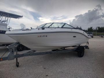 2017 Sea Ray SPX 190