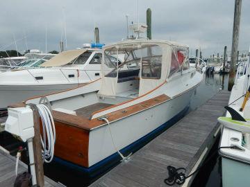 1977 Brownell Bass Boat